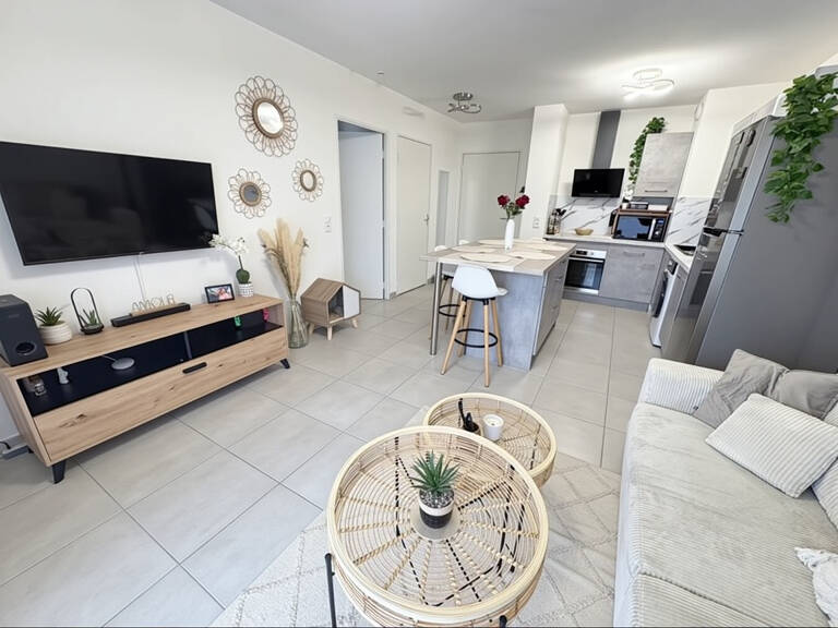 APPARTEMENT DE TYPE 2 AVEC BALCON ET PLACE DE PARKING — photo 1