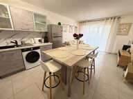 APPARTEMENT DE TYPE 2 AVEC BALCON ET PLACE DE PARKING — photo 3
