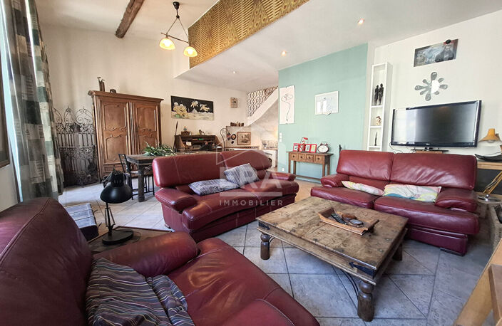 En exclusivité - Duplex T5 avec terrasse : Secteur Capelette (13010) — photo 3