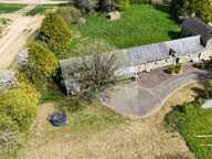 NOYAL-PONTIVY Maison de campagne avec hangar sur une parcelle de 5 500 m². — photo 2