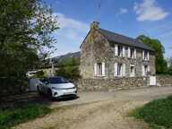 NOYAL-PONTIVY Maison de campagne avec hangar sur une parcelle de 5 500 m². — photo 3