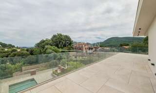 Appartement 3 Pièces 84 m² à vendre à Les Adrets-de-l'Estérel (83600)