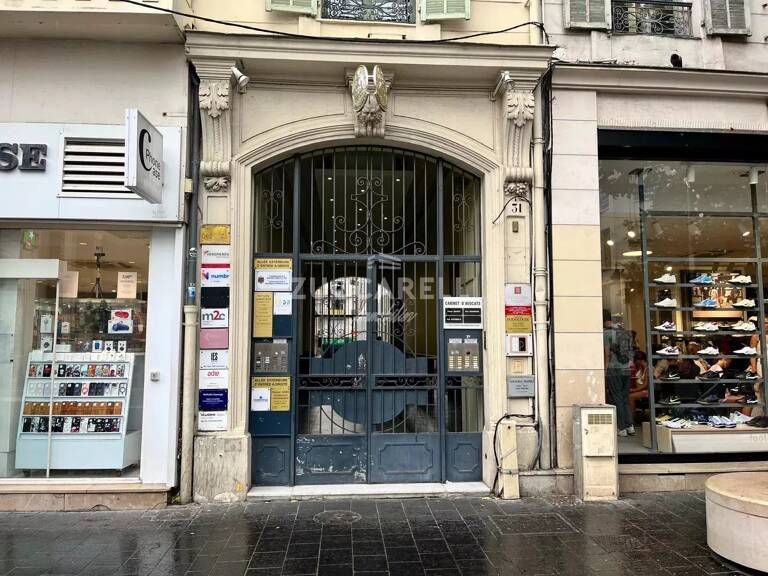 Location local professionnel/commercial — photo 1