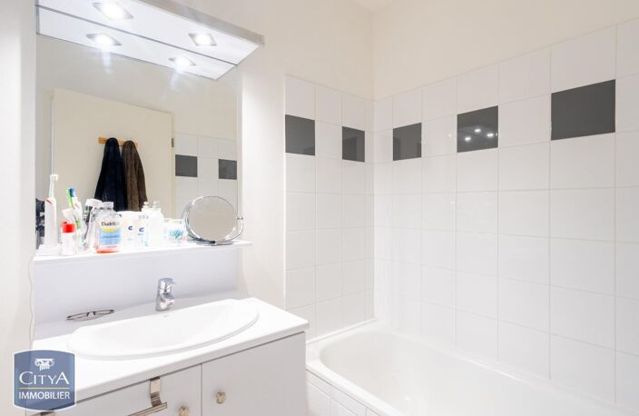 Vente appartement 2 pièces 48 m² Bègles (33130) — photo 4