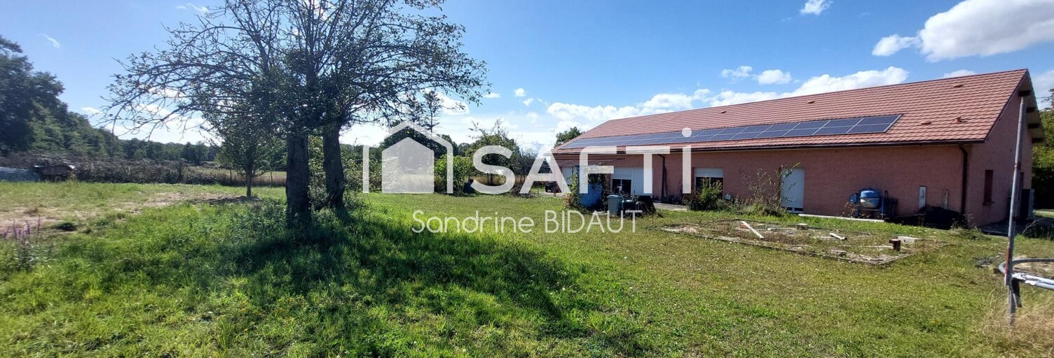 Maison 8 Pièces 282 m² à vendre à Saint-Trivier-de-Courtes (01560)