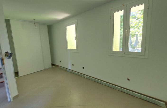 MAISON AVEC JARDIN — photo 4