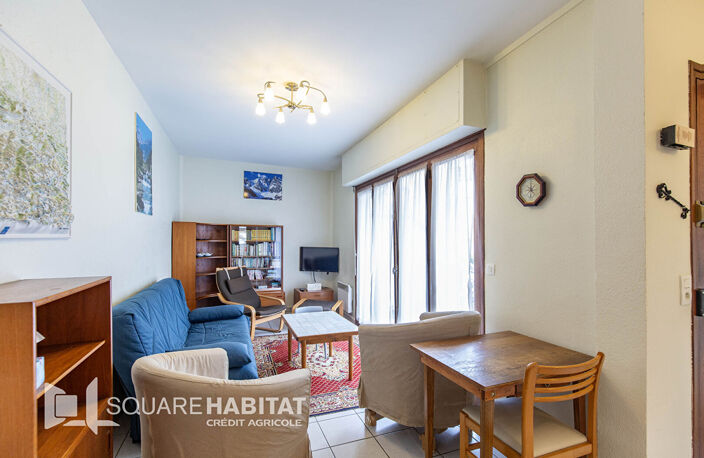 T3 CENTRE-VILLE 1ER ETAGE — photo 3