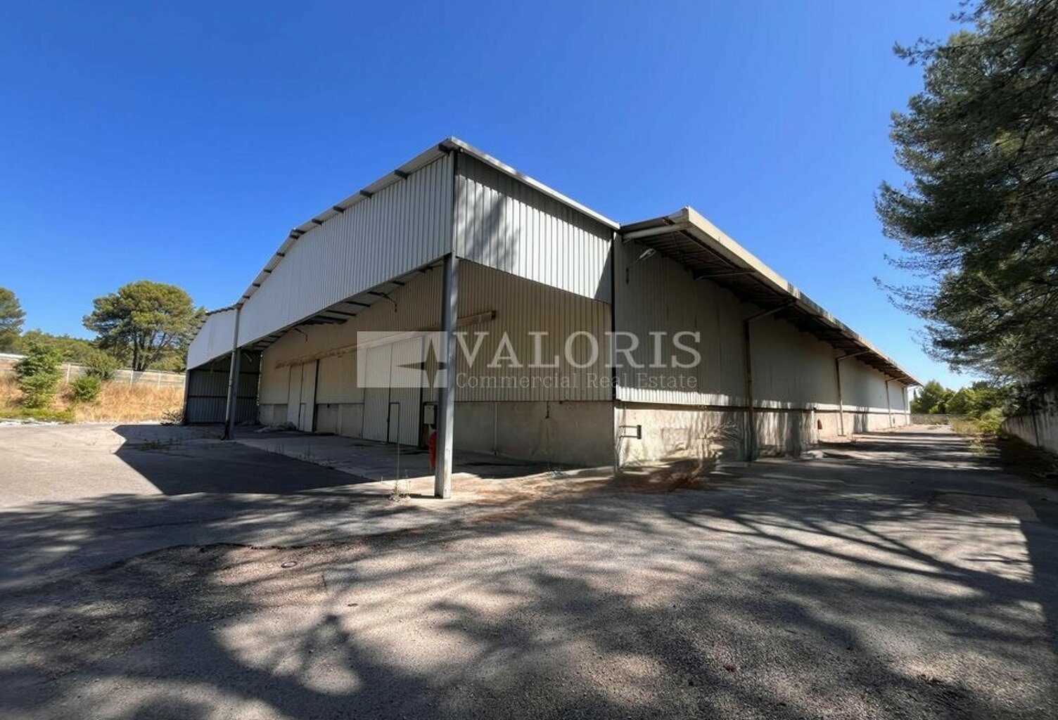 ENTREPOT - LOGISTIQUE à LOUER — photo 1