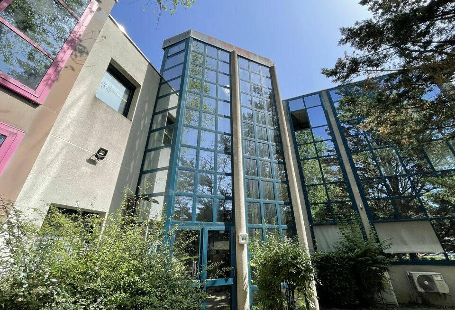 BUREAUX à LOUER — photo 1