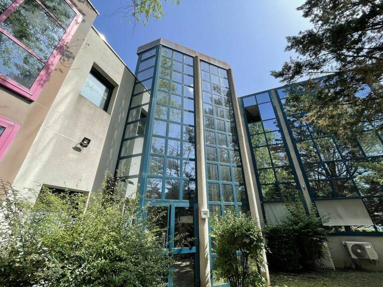 BUREAUX à LOUER — photo 1