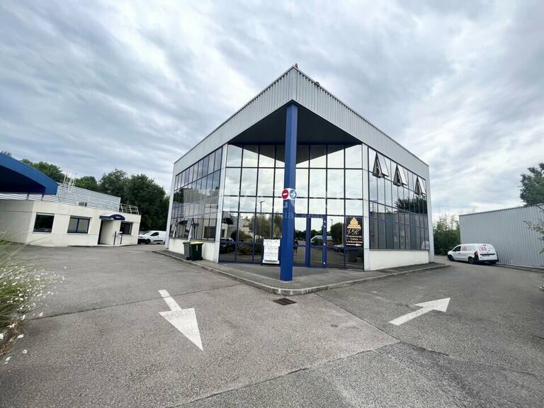 BUREAUX à LOUER — photo 1