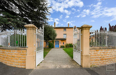 Arnas Maison bourgeoise de 262M²  sur beau terrain avec piscine — photo du bien
