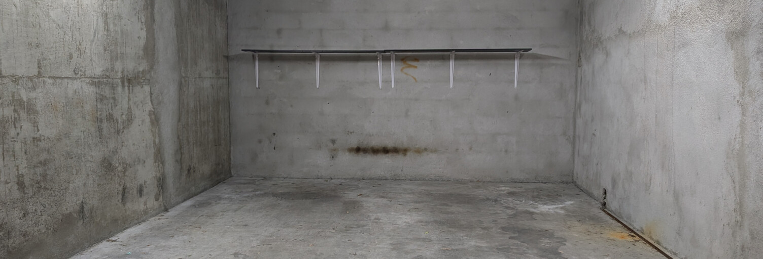 Garage  20 m² à louer à Marseille 8 (13008)