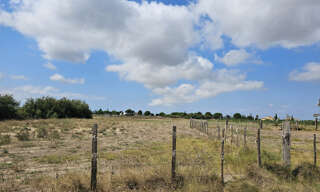 Terrain  2642 m² à vendre à Saint-Laurent-d'Aigouze (30220)