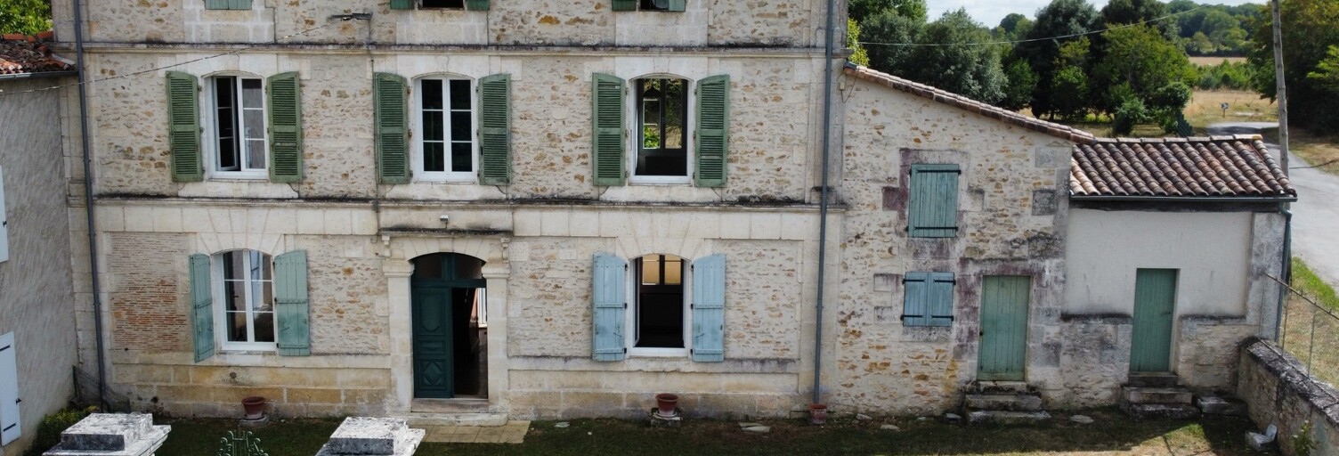 Maison 5 Pièces 129 m² à vendre à Feuillade (16380)