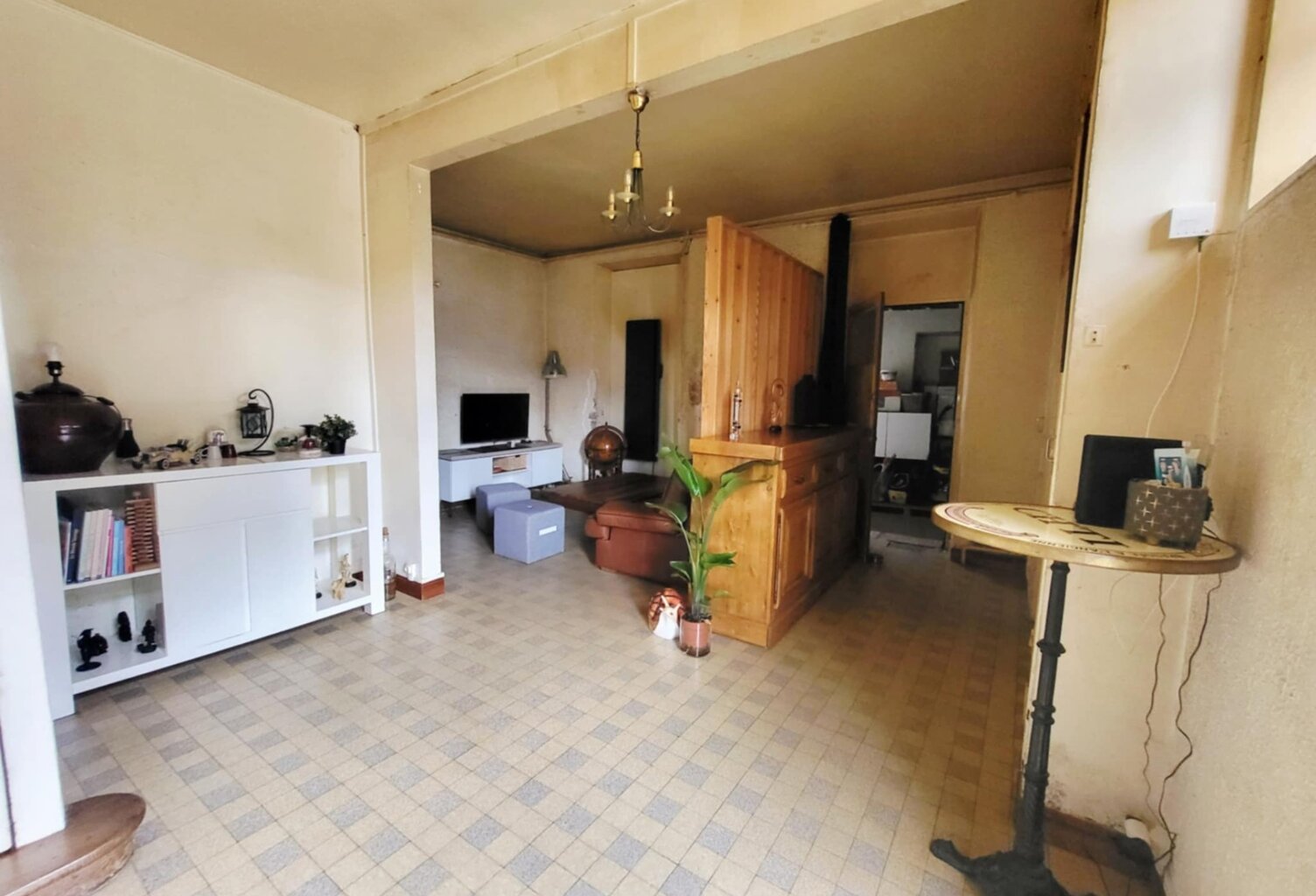 Grande maison familiale à rénover avec dependance — photo 1