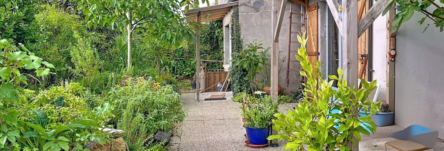 Maison 10 Pièces 215 m² à vendre à Elliant (29370)