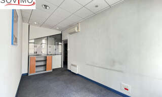 Immeuble  207 m² à vendre à Confolens (16500)