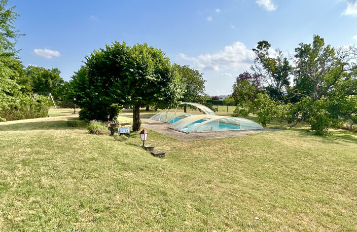 Maison T6 au grand calme avec piscine — photo 4