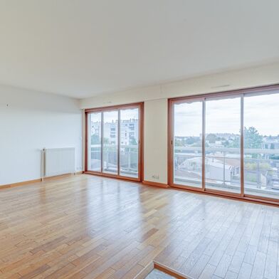 Appartement 4 pièces 389500 €