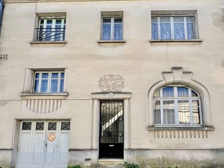 Maison art déco de 7 pièces principales — photo 1