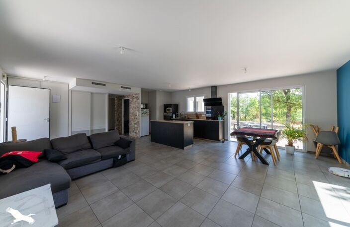 Contemporaine de 4 pièces principales — photo 3