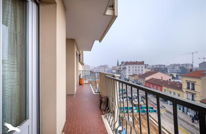 Vente appartement 5 pièces 98 m² Villeurbanne (69100) — photo 3