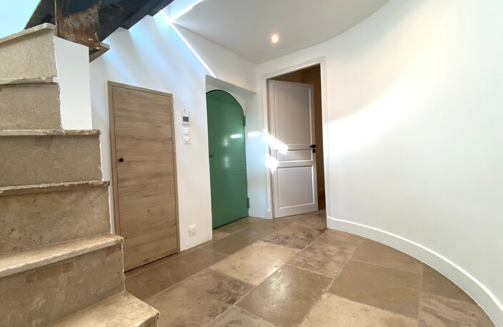 EXCLUSIVITE - BIOT VILLAGE - APPARTEMENT DUPLEX ENTIEREMENT — photo 2