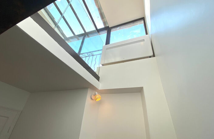 EXCLUSIVITE - BIOT VILLAGE - APPARTEMENT DUPLEX ENTIEREMENT — photo 3