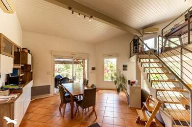 Maison 6 pièces 300000 €