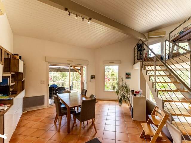 Villa de 6 pièces principales — photo du bien