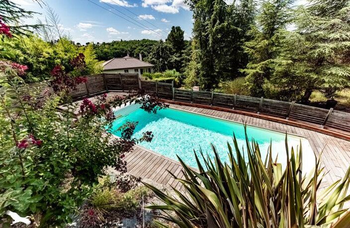 Villa de 6 pièces principales — photo 2