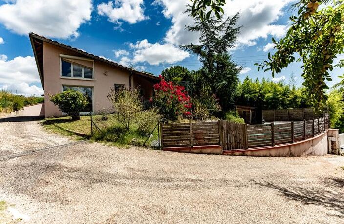 Villa de 6 pièces principales — photo 3