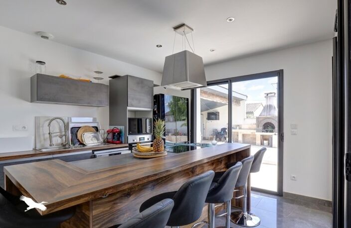 Vente maison 5 pièces 156 m² Saint-Sulpice-la-Pointe (81370) — photo 3
