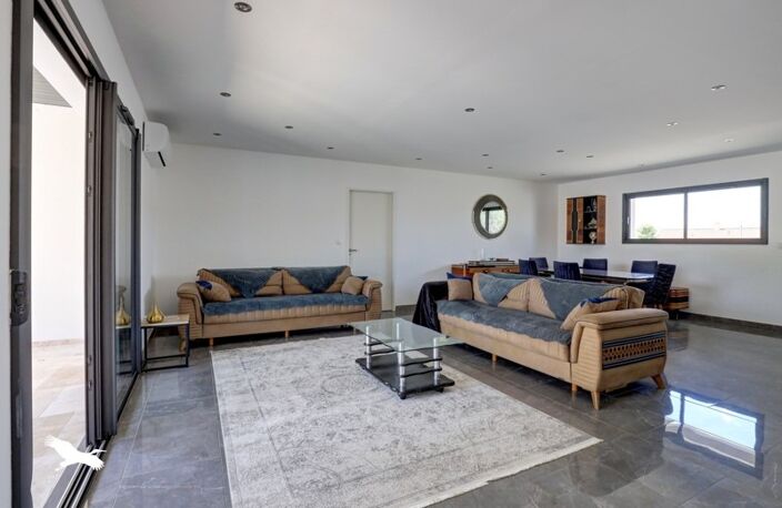 Vente maison 5 pièces 156 m² Saint-Sulpice-la-Pointe (81370) — photo 4