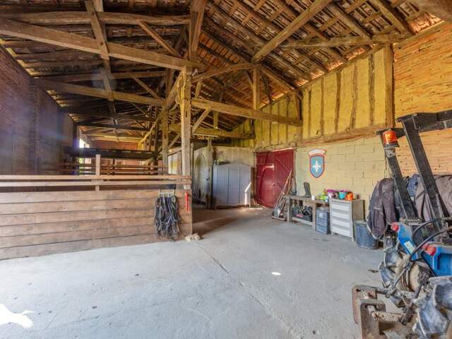 Landaise de 9 pièces principales — photo du bien