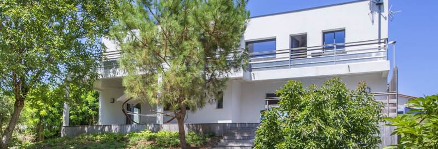 Maison 5 Pièces 157 m² à vendre à Saint-Laurent-de-la-Prée (17450)