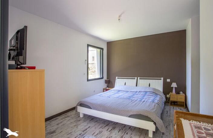 Vente maison 5 pièces 157 m² Saint-Laurent-de-la-Prée (17450) — photo 5