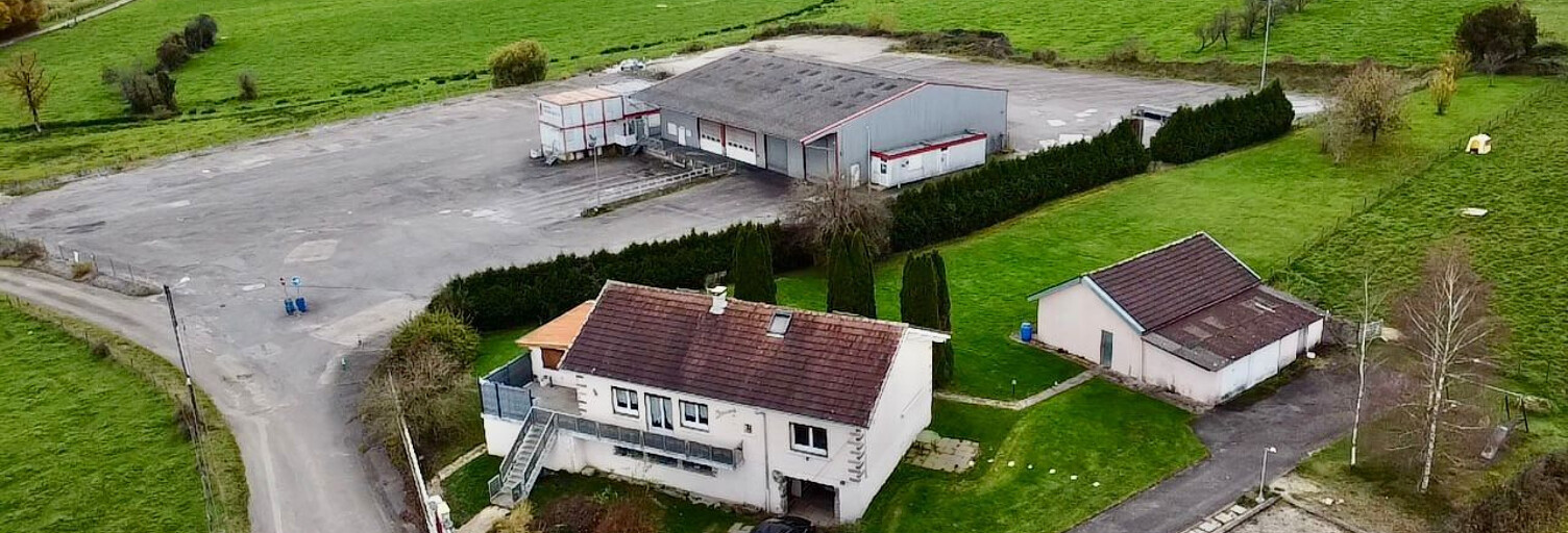 Local industriel 1 Pièce 700 m² à vendre à Frotey-lès-Lure (70200)