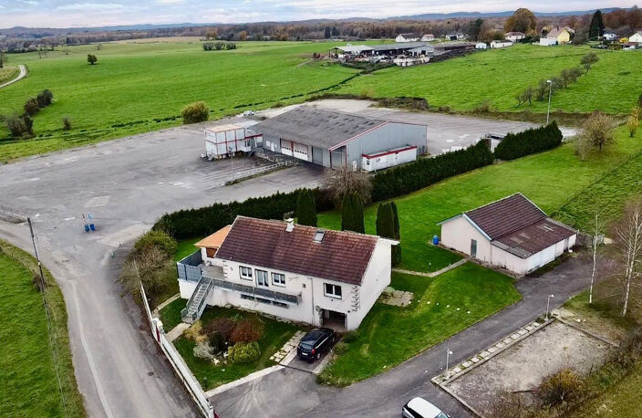 Vente ensemble immobilier, bâtiment de 700 m2 + pavillon sur — photo 2