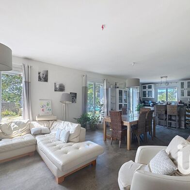 Maison 7 pièces 421200 €