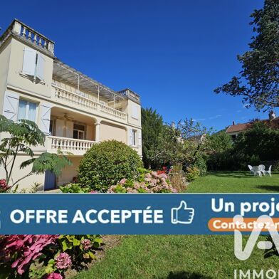 Maison 10 pièces 400000 €