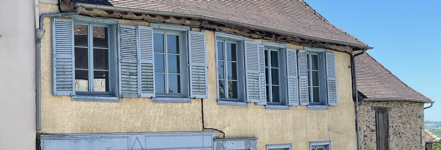 Immeuble  345 m² à vendre à Pierre-Buffière (87260)