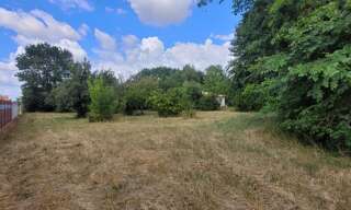 Terrain  1927 m² à vendre à Nantillé (17770)