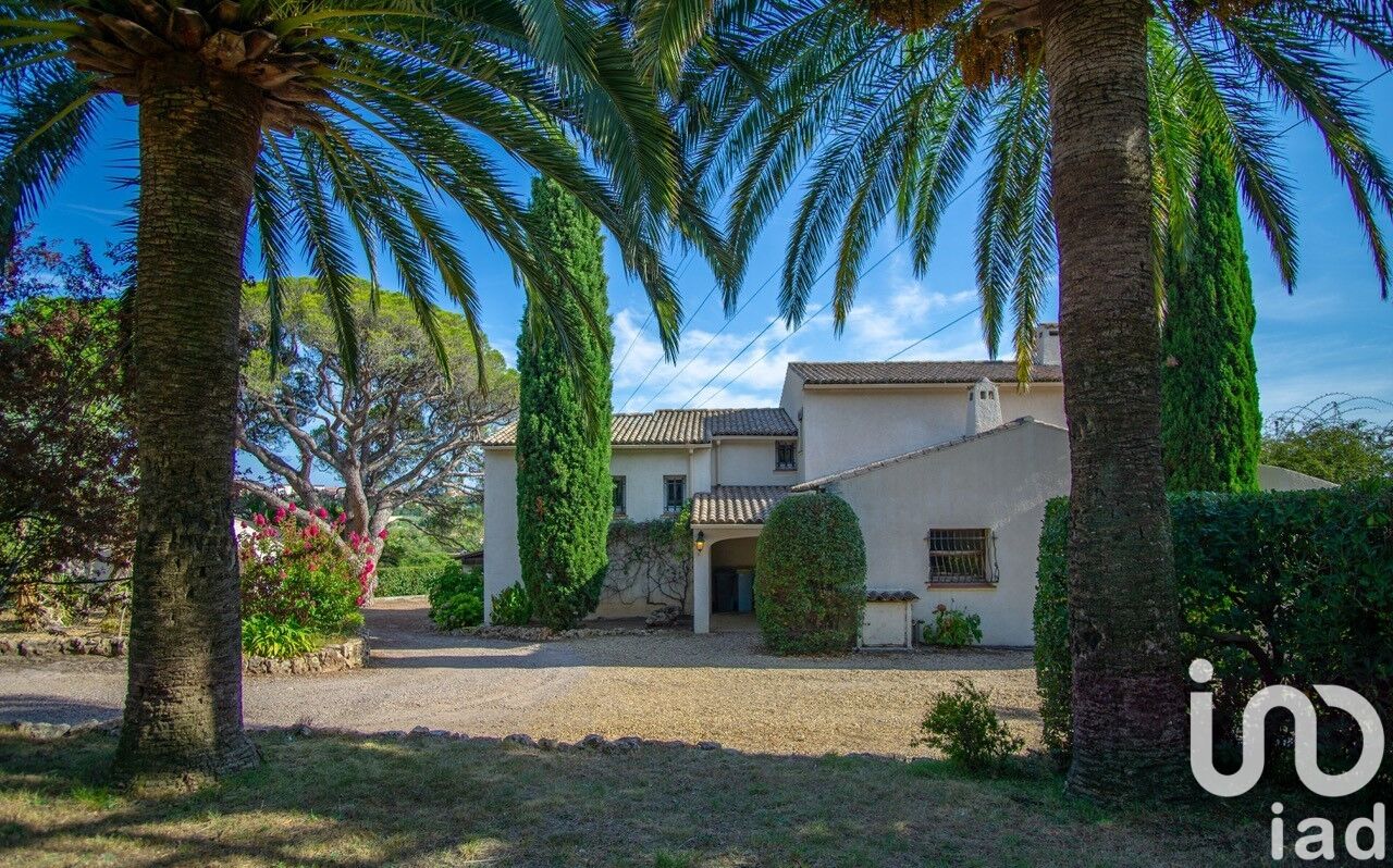 Maison à vendre, 9 pièces, 237 m², Fréjus
