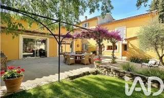 Maison 10 Pièces 300 m² à vendre à Camaret-sur-Aigues (84850)