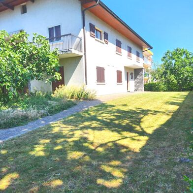 Appartement 4 pièces 495000 €