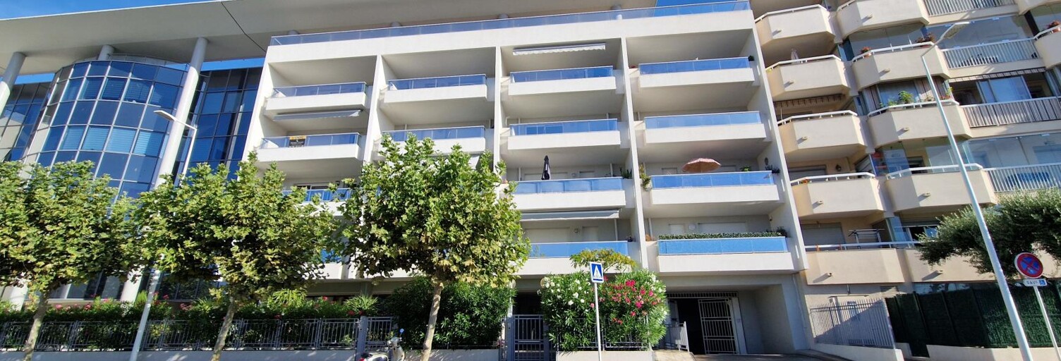 Garage   m² à louer à Cannes (06150)