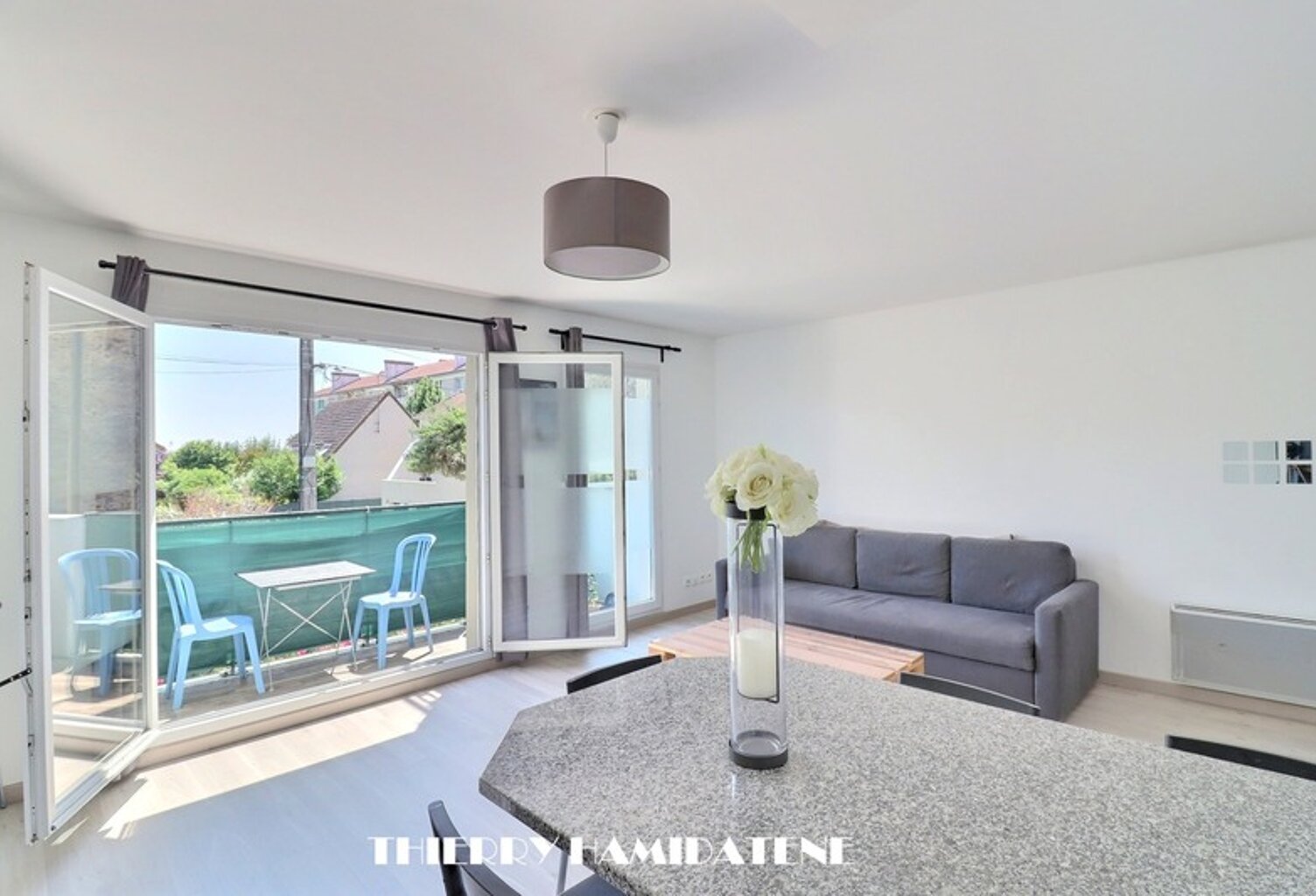COLONIE - ANATOL FRANCE -ECOLE JULES FERRY TRES BEL  APPARTEMENT MODERNE RESIDENCE RECENTE NORMES BBC 4 PIECES AVEC BALCON 80M2 3 CHAMBRES 1 PARKING EN S/SOL — photo 1
