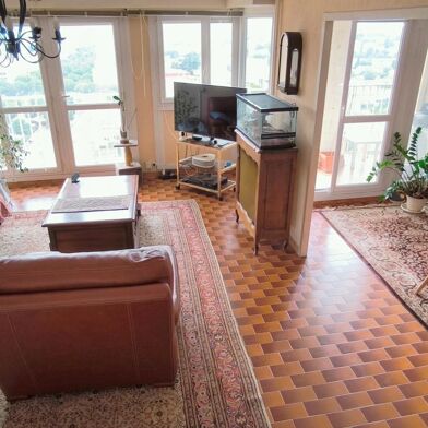 Appartement 4 pièces 173000 €